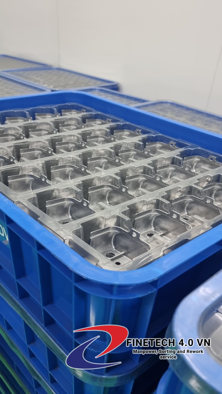 Photos of newsitem Supply team of highly skilled engineers and technicians